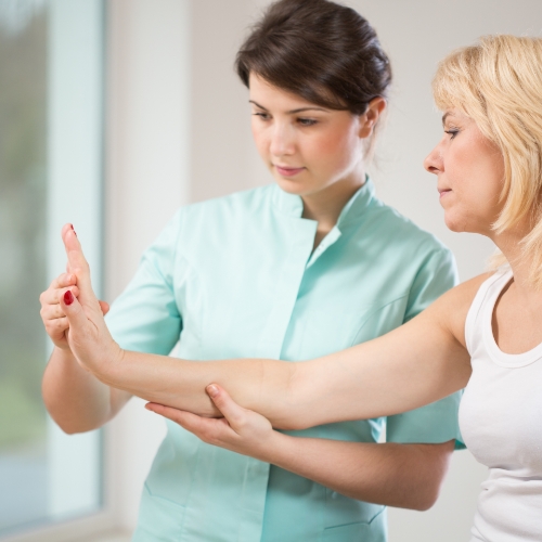 Physical-therapy-clinic-wrist-pain-relief-orchard-park-progressive-physical-therapy-orchard-park-ny